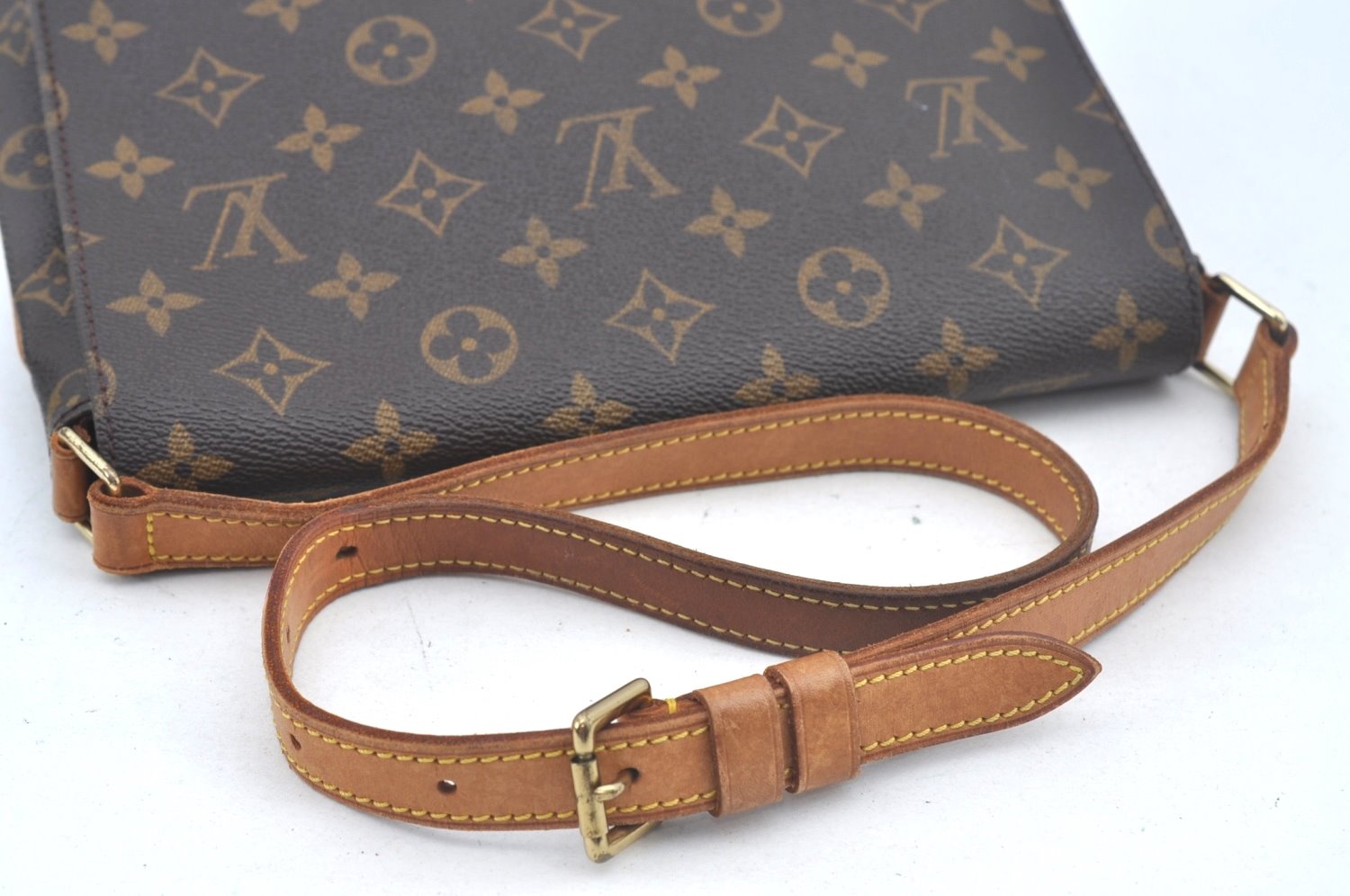 Authentic Louis Vuitton Monogram Musette Tango Shoulder Bag M51257 LV L0634