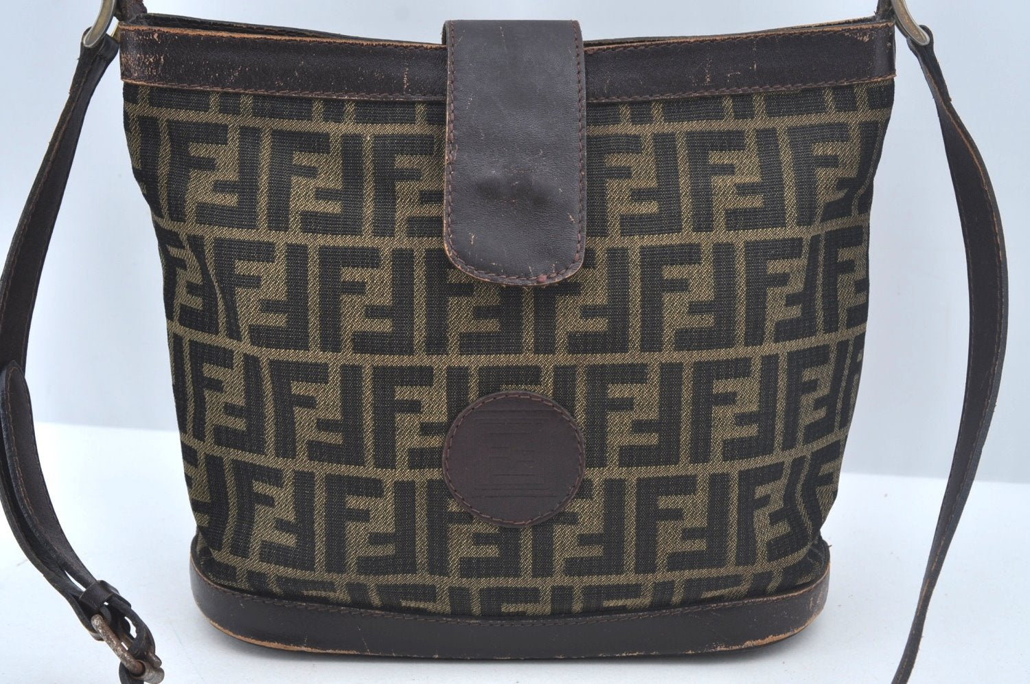 Authentic FENDI Zucca Shoulder Cross Body Bag Canvas Leather Brown L0646