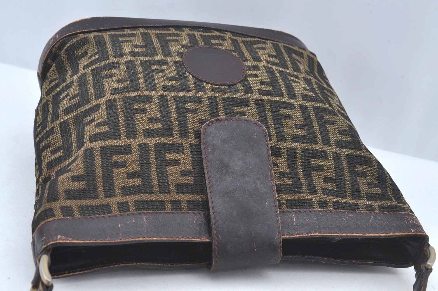 Authentic FENDI Zucca Shoulder Cross Body Bag Canvas Leather Brown L0646