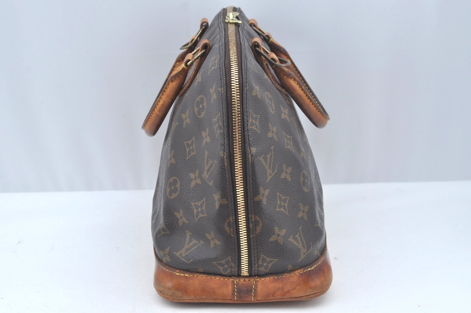 Authentic Louis Vuitton Monogram Alma Hand Bag Purse M51130 LV L0662