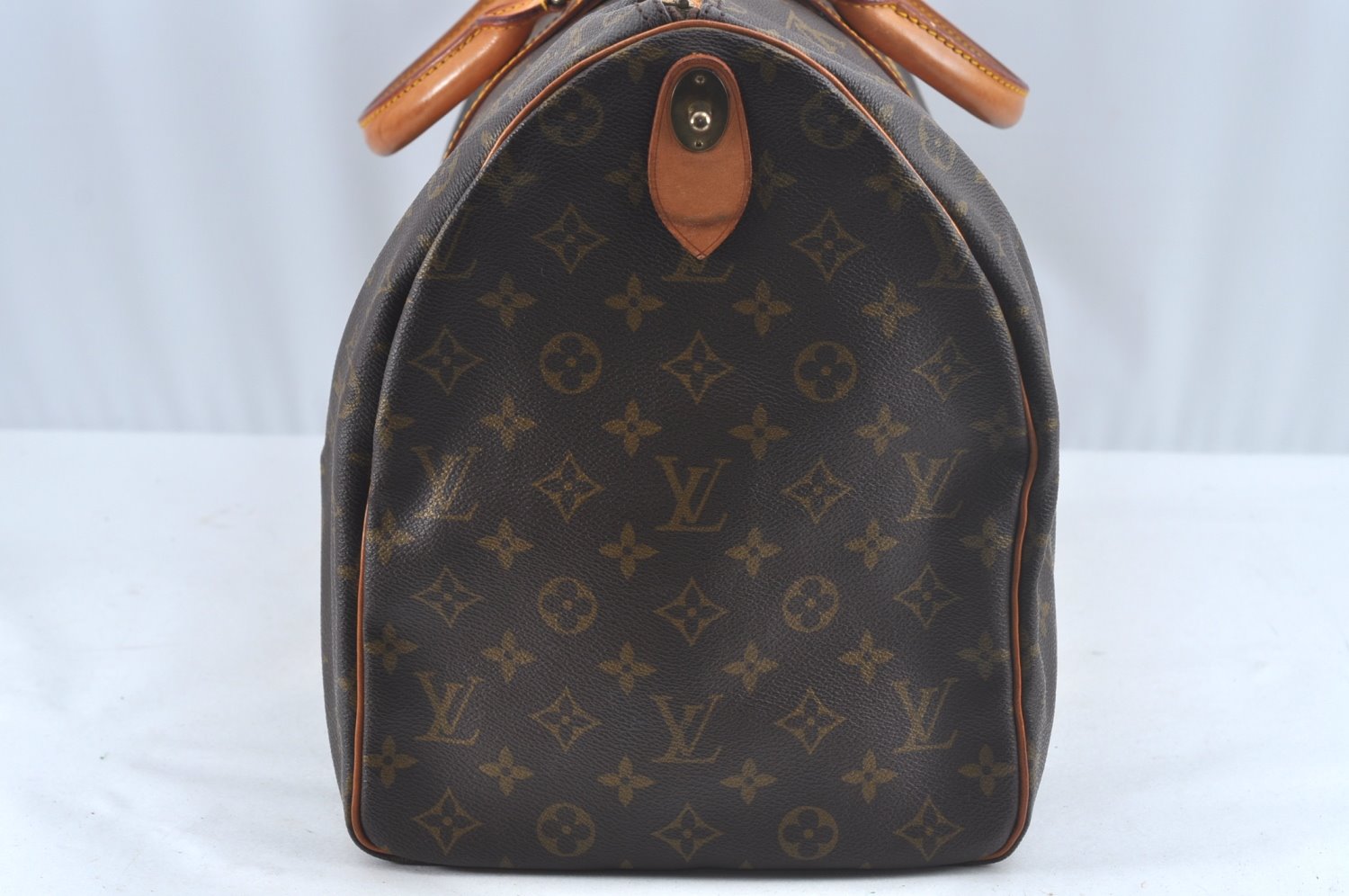 Authentic Louis Vuitton Monogram Keepall 50 Travel Boston Bag Old Model LV L0669