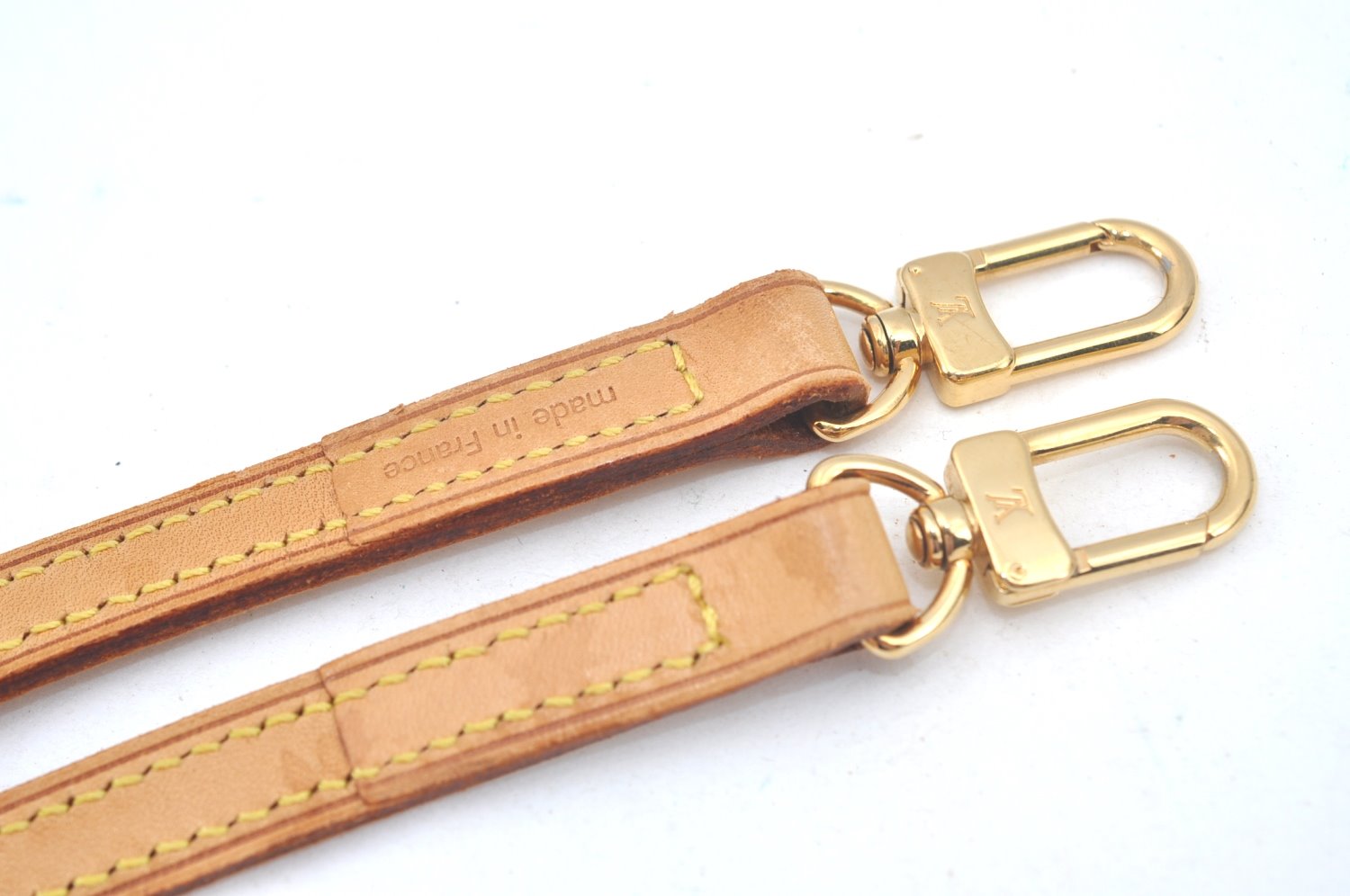 Authentic Louis Vuitton Leather Shoulder Strap Beige 47.2