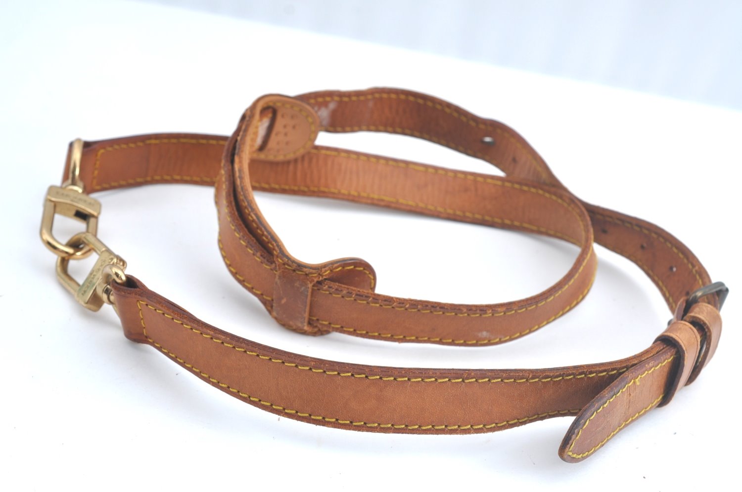 Authentic Louis Vuitton Leather Shoulder Strap Beige 41.3-44.5