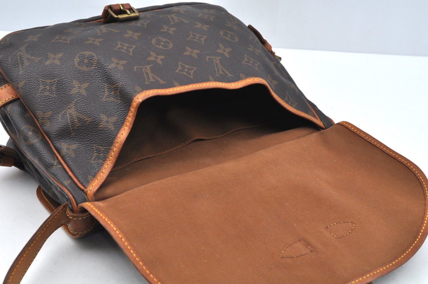 Authentic Louis Vuitton Monogram Saumur 30 Shoulder Cross Bag M42256 LV L0707