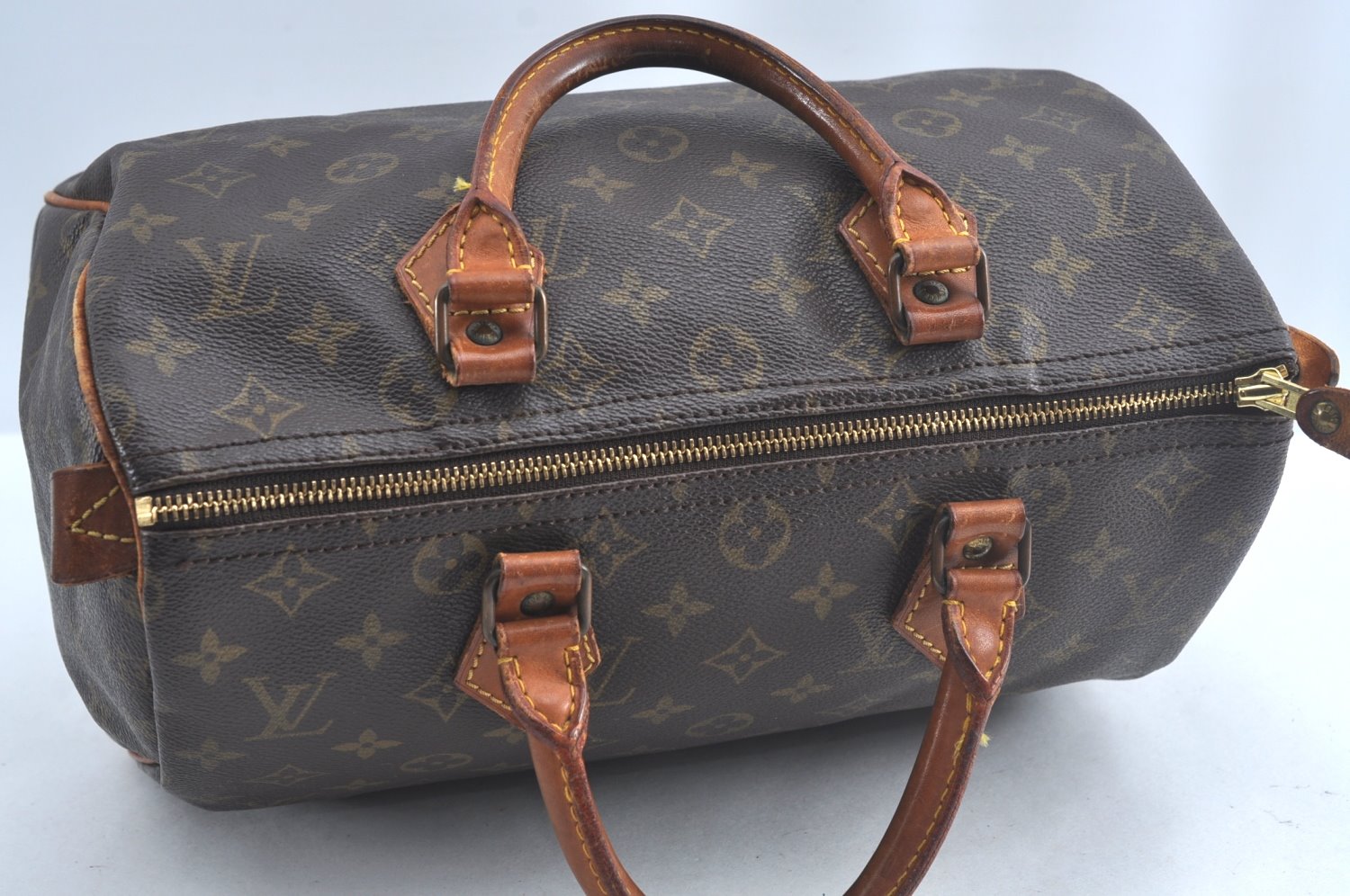 Authentic Louis Vuitton Monogram Speedy 30 Hand Boston Bag M41526 LV L0710