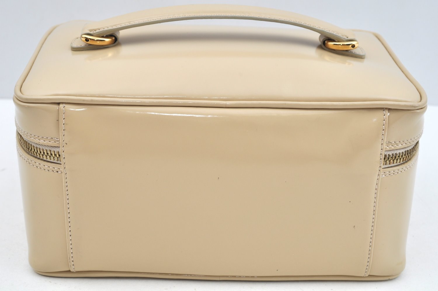 Authentic GUCCI Bamboo 2Way Shoulder Vanity Bag Enamel Beige L0747