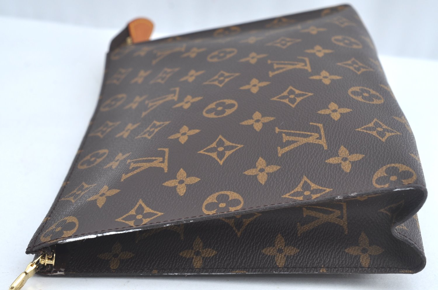 Authentic Louis Vuitton Monogram Poche Toilette 26 M47542 Cosmetics Pouch L0777