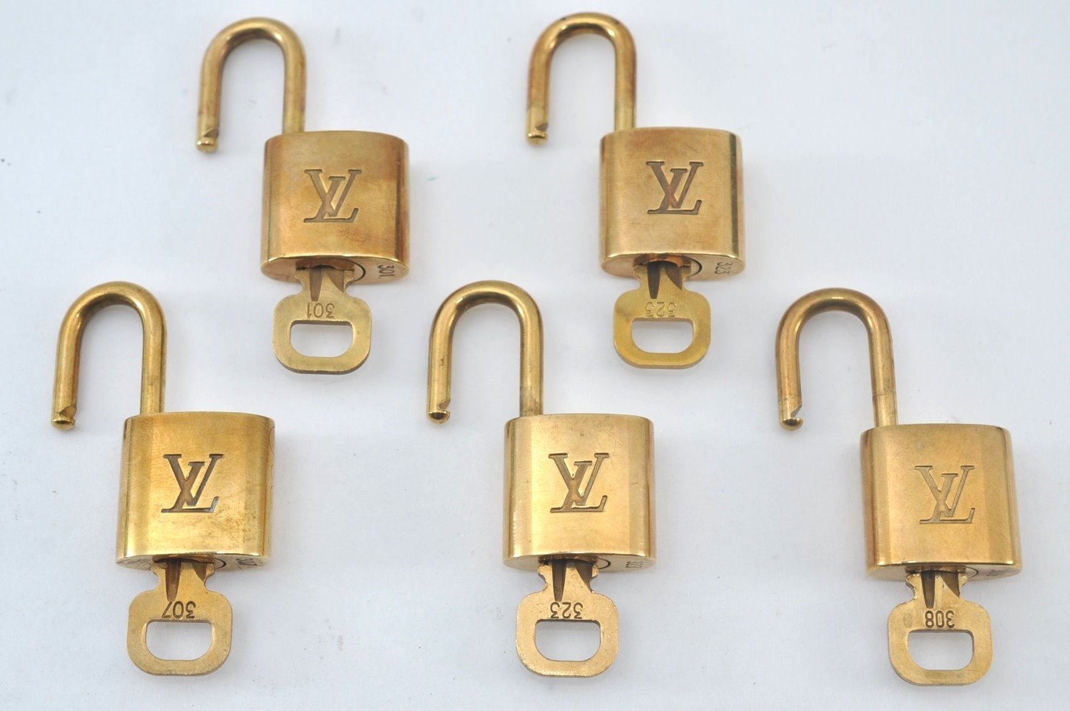 Authentic Louis Vuitton Padlock & Keys 10Set LV L1514