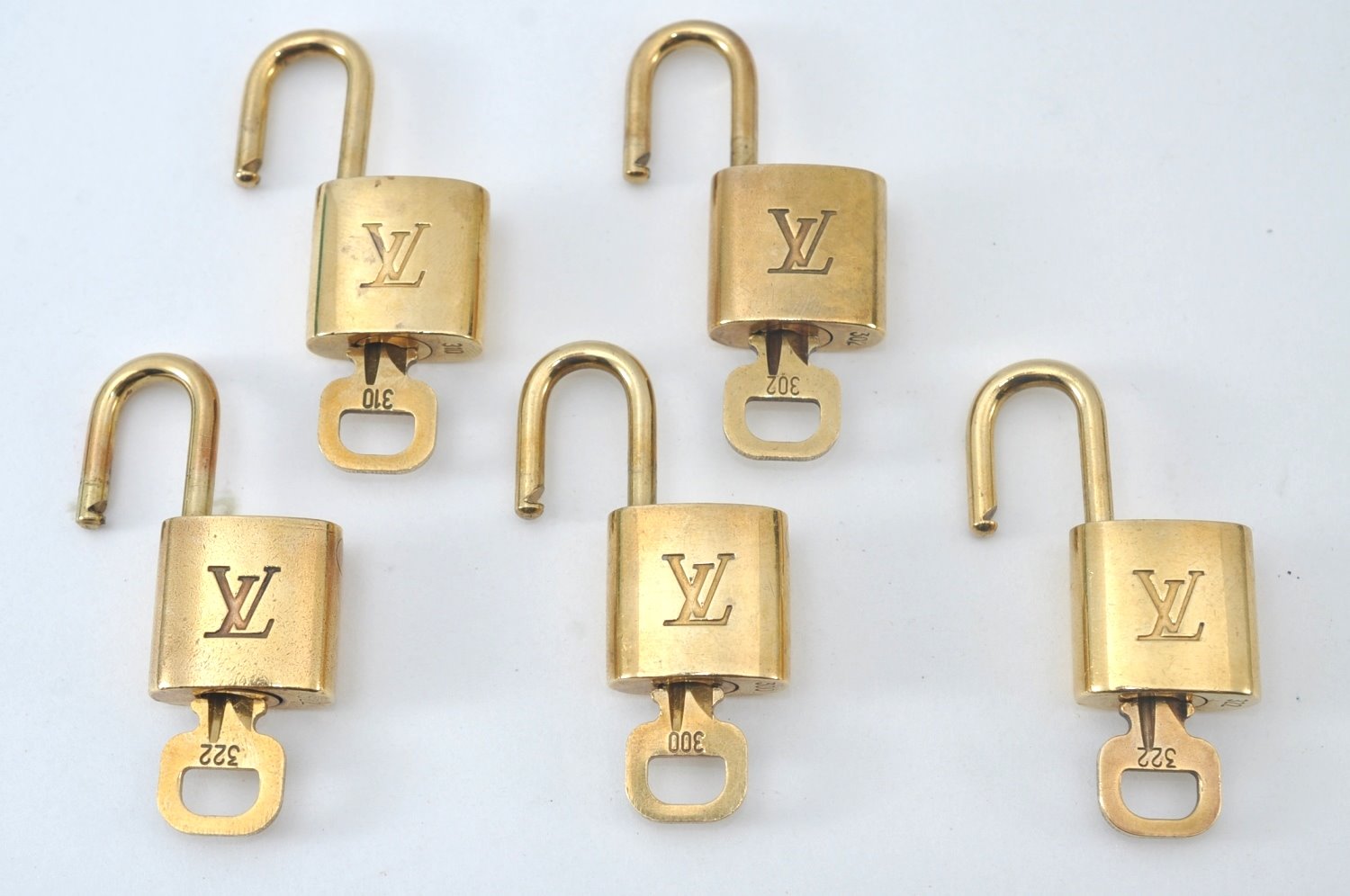 Authentic Louis Vuitton Padlock & Keys 10Set LV L1515