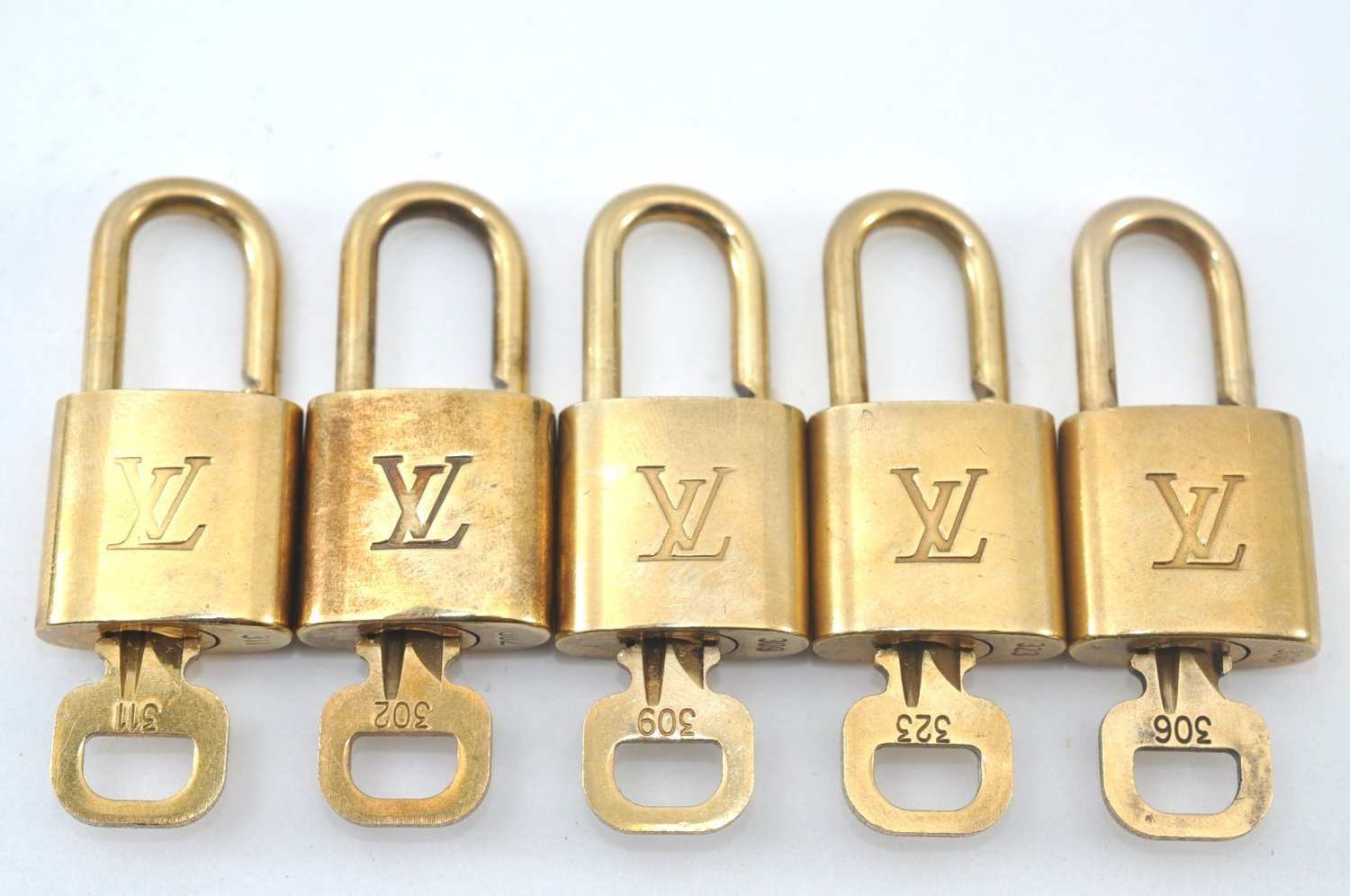 Authentic Louis Vuitton Padlock & Keys 10Set LV L1515