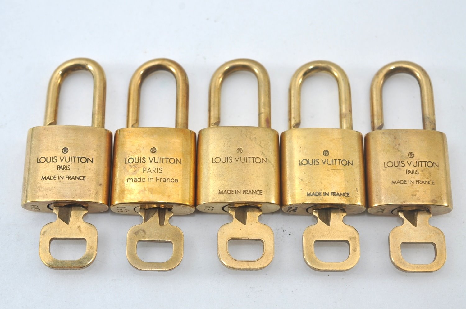 Authentic Louis Vuitton Padlock & Keys 10Set LV L1516