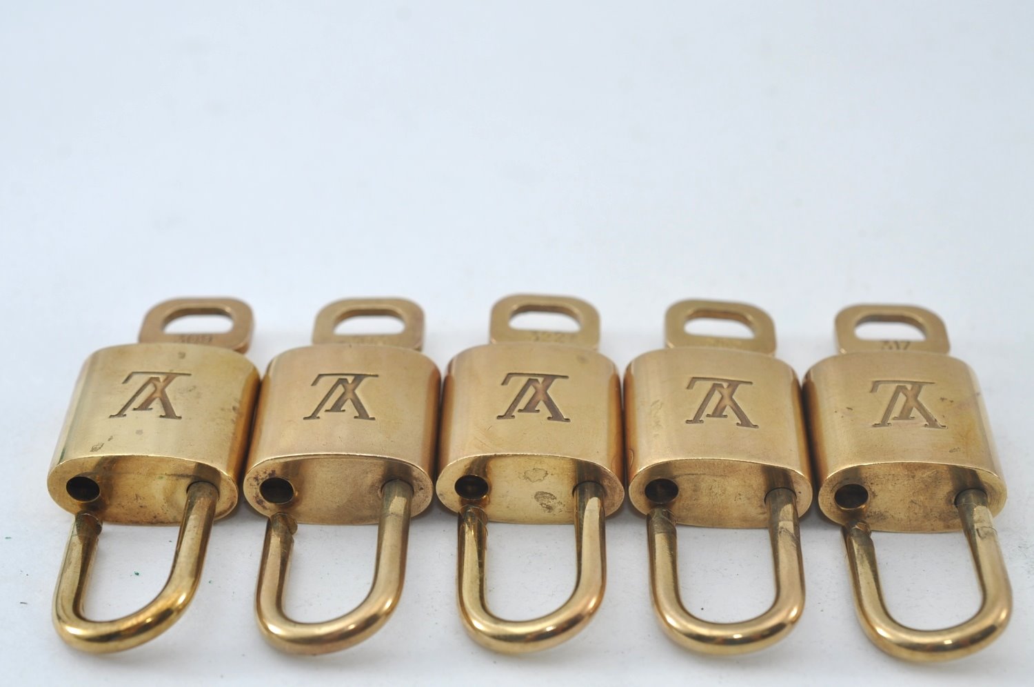 Authentic Louis Vuitton Padlock & Keys 10Set LV L1605