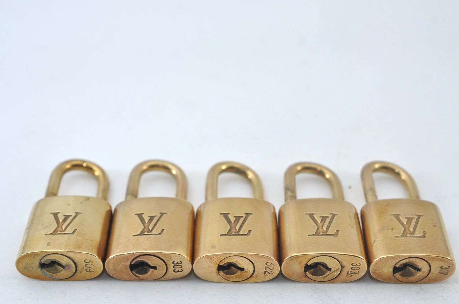 Authentic Louis Vuitton Padlock & Keys 10Set LV L1605