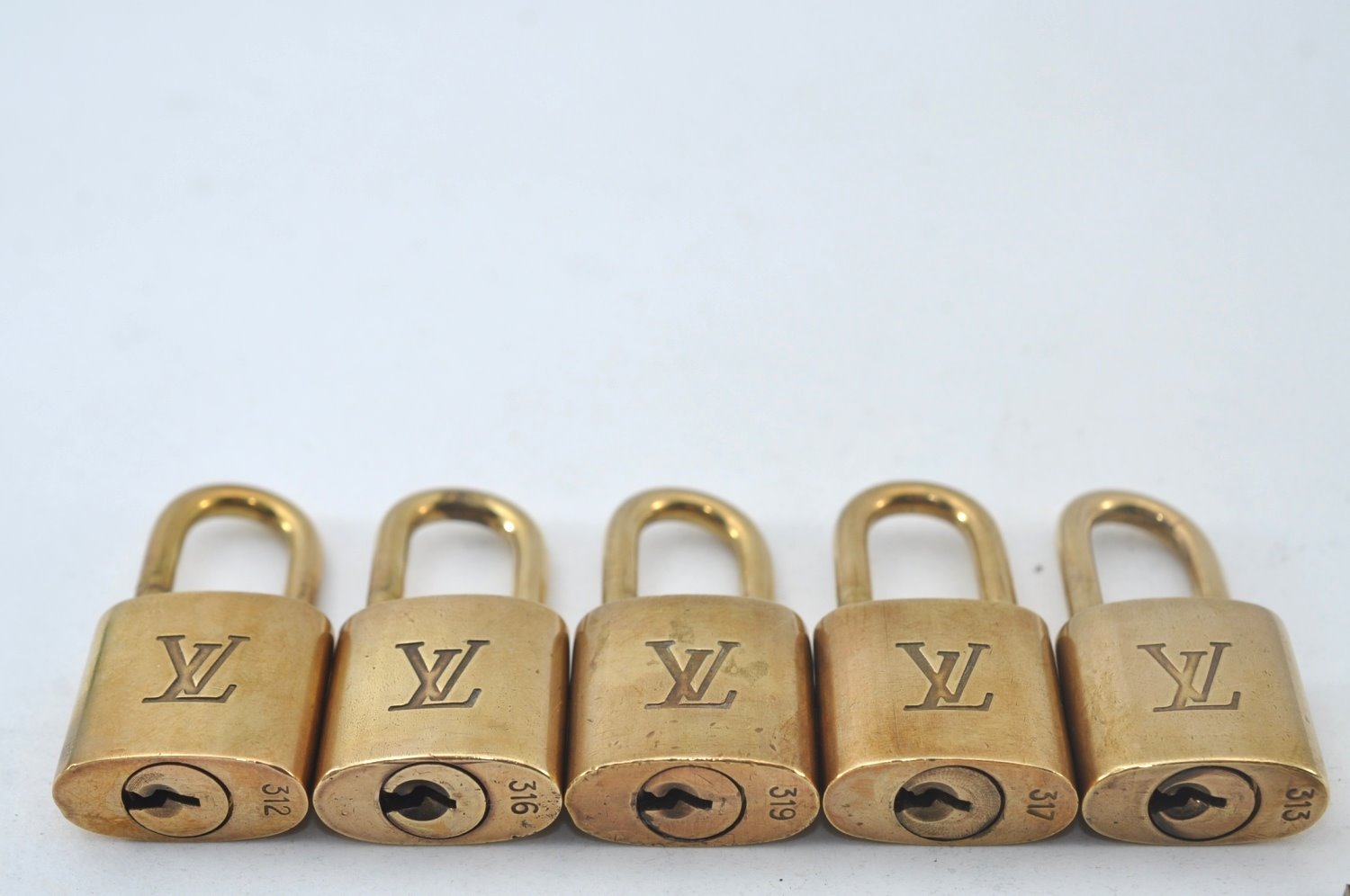 Authentic Louis Vuitton Padlock & Keys 10Set LV L1605