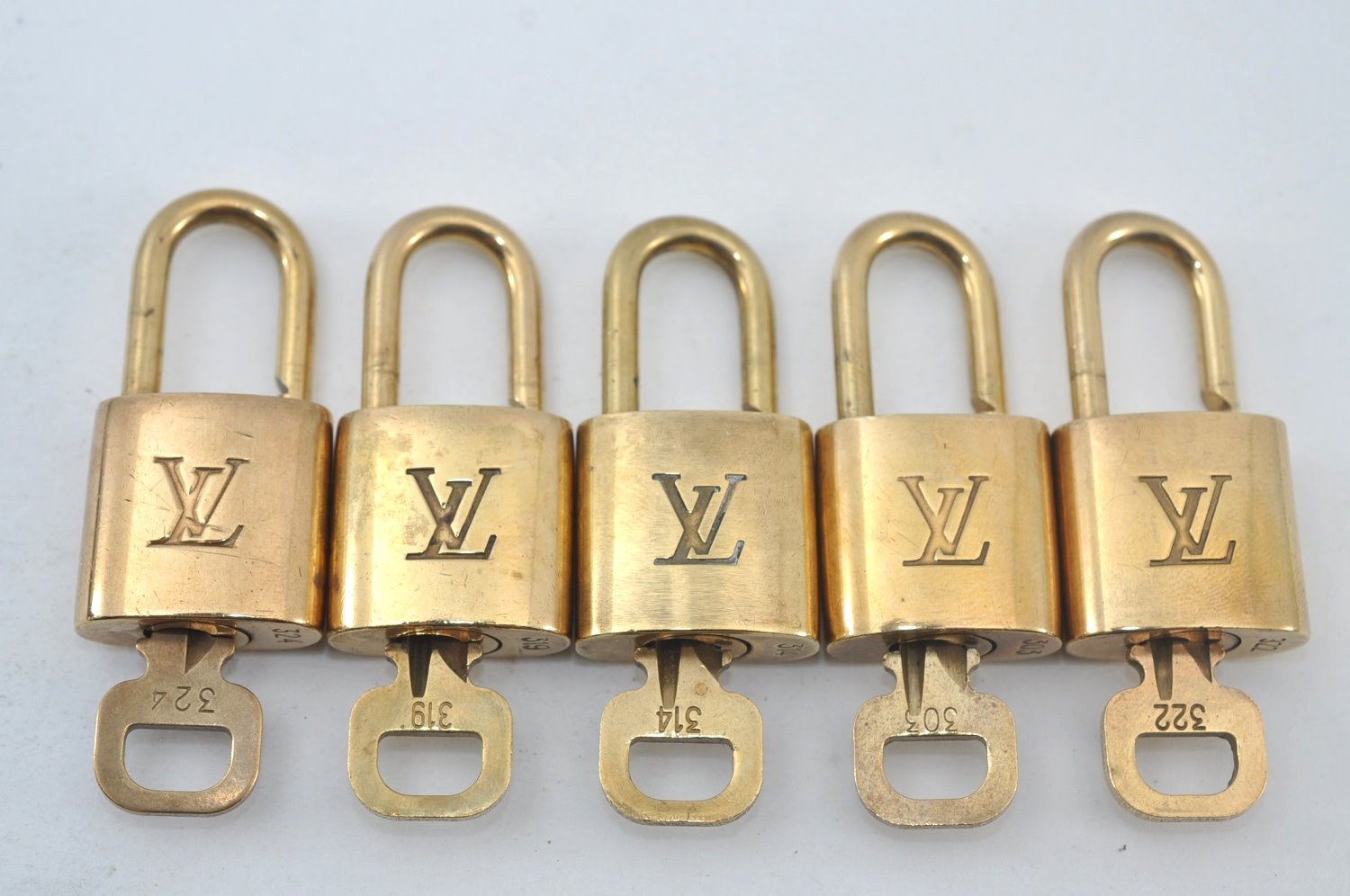 Authentic Louis Vuitton Padlock & Keys 10Set LV L1606