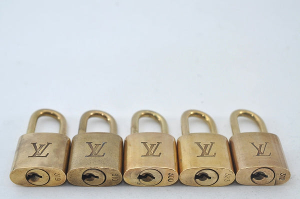 Authentic Louis Vuitton Padlock & Keys 10Set LV L1607