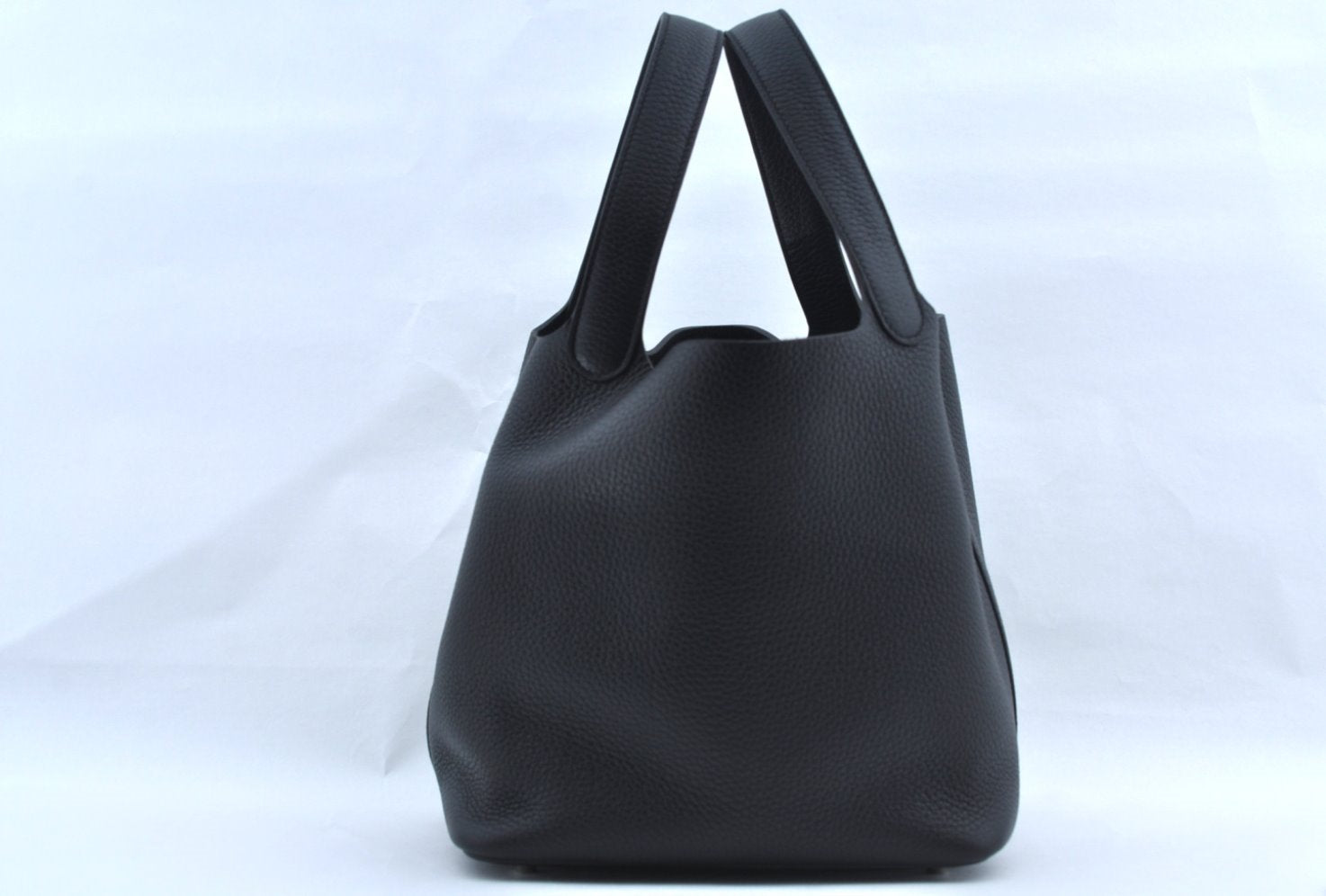 Authentic HERMES Picotan Lock MM Hand Bag Taurillon Clemence Black L2120