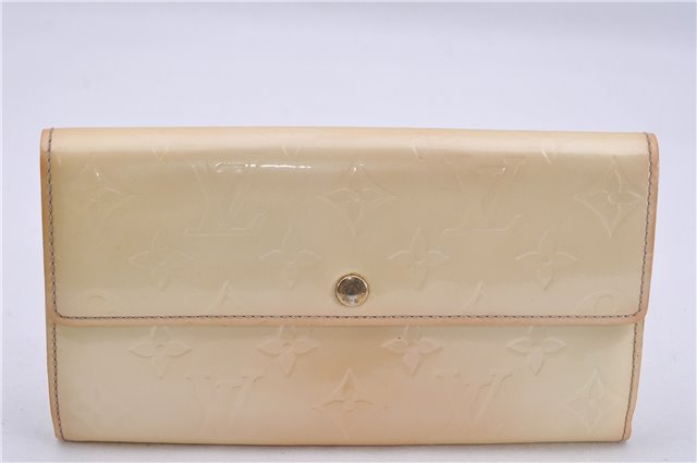 Authentic Louis Vuitton Vernis Pochette Porte Monnaie Credit Wallet Ivory 0005G