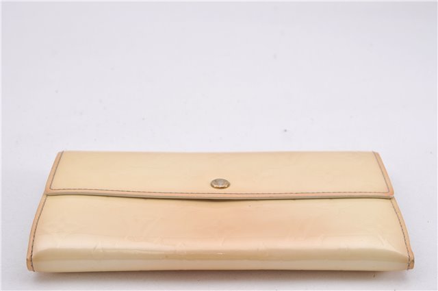 Authentic Louis Vuitton Vernis Pochette Porte Monnaie Credit Wallet Ivory 0005G