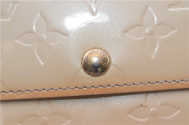 Authentic Louis Vuitton Vernis Pochette Porte Monnaie Credit Wallet Ivory 0005G