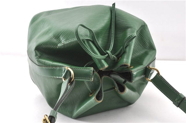Authentic Louis Vuitton Epi Petit Noe Shoulder Drawstring Bag M44104 Green 0012G