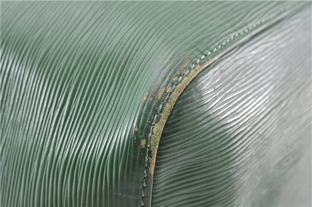 Authentic Louis Vuitton Epi Petit Noe Shoulder Drawstring Bag M44104 Green 0012G