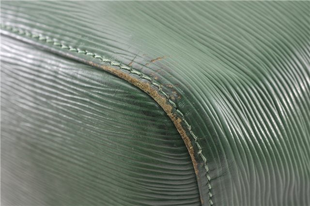 Authentic Louis Vuitton Epi Petit Noe Shoulder Drawstring Bag M44104 Green 0012G