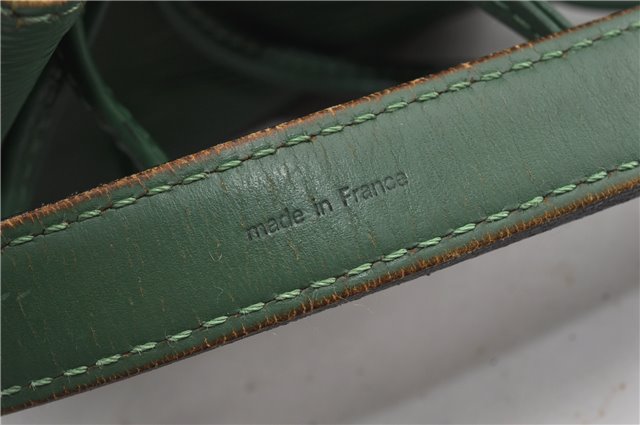 Authentic Louis Vuitton Epi Petit Noe Shoulder Drawstring Bag M44104 Green 0012G