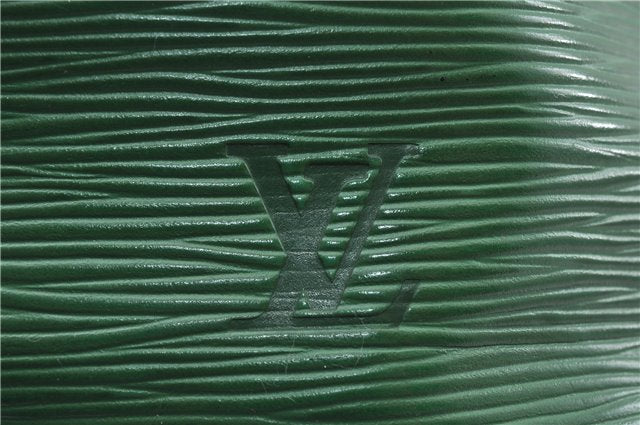 Authentic Louis Vuitton Epi Petit Noe Shoulder Drawstring Bag M44104 Green 0012G