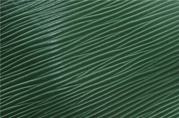 Authentic Louis Vuitton Epi Petit Noe Shoulder Drawstring Bag M44104 Green 0012G