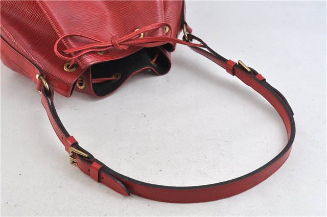 Authentic Louis Vuitton Epi Noe Red Shoulder Bag M44007 LV 0030D