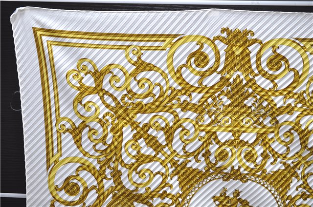 Authentic HERMES Pleats Scarf 