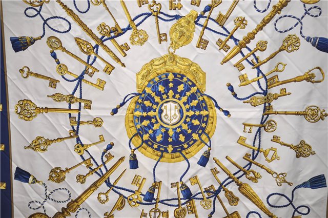 Authentic HERMES Carre 90 Scarf Key Tassel Motif Silk Navy Blue 0045E