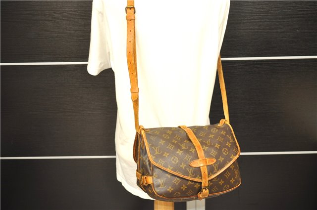 Auth Louis Vuitton Monogram Saumur 30 Shoulder Cross Body Bag M42256 LV 0063D