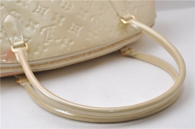 Authentic Louis Vuitton Vernis Sherwood GM Hand Bag Ivory M91487 LV 0069D