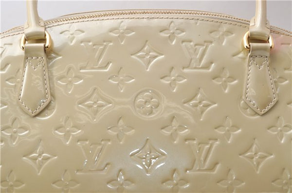 Authentic Louis Vuitton Vernis Sherwood GM Hand Bag Ivory M91487 LV 0069D