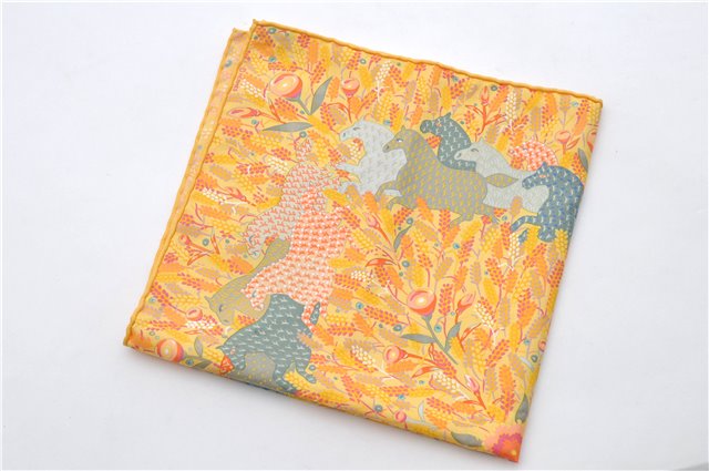 Authentic HERMES Petit Carre 40 Scarf Handkerchief Horse Motif Silk Yellow 0082E