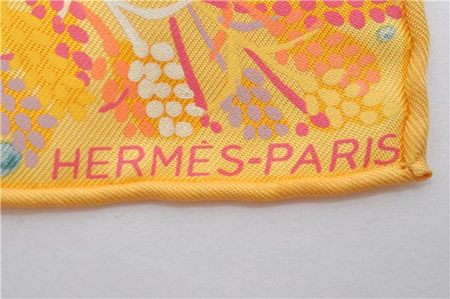 Authentic HERMES Petit Carre 40 Scarf Handkerchief Horse Motif Silk Yellow 0082E