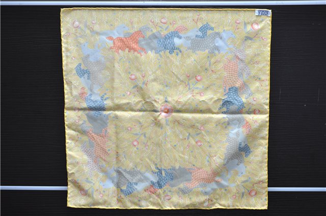 Authentic HERMES Petit Carre 40 Scarf Handkerchief Horse Motif Silk Yellow 0082E