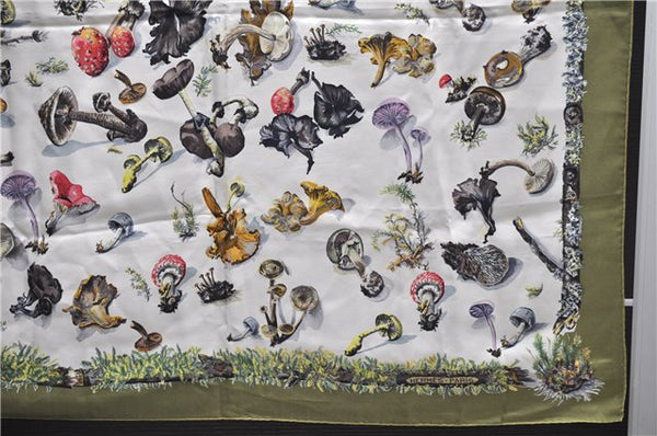 Authentic HERMES Carre 90 Scarf "Champignon" Silk Green 0109D
