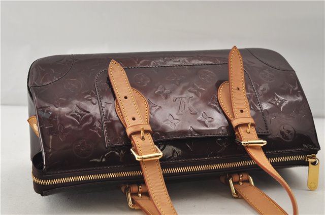 Auth Louis Vuitton Vernis Rose Wood Avenue Shoulder Bag Wine Red M93510 LV 0109E