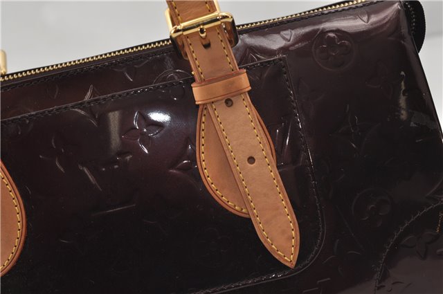 Auth Louis Vuitton Vernis Rose Wood Avenue Shoulder Bag Wine Red M93510 LV 0109E