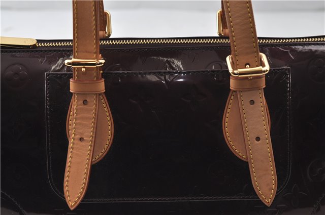 Auth Louis Vuitton Vernis Rose Wood Avenue Shoulder Bag Wine Red M93510 LV 0109E