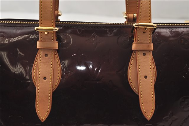 Auth Louis Vuitton Vernis Rose Wood Avenue Shoulder Bag Wine Red M93510 LV 0109E