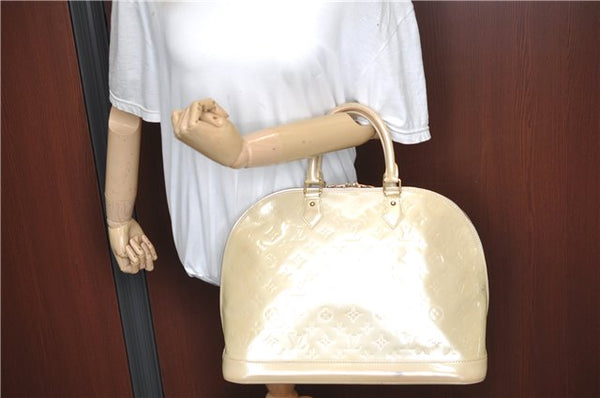 Authentic Louis Vuitton Vernis Alma GM Hand Bag Beige M91450 LV 0113C