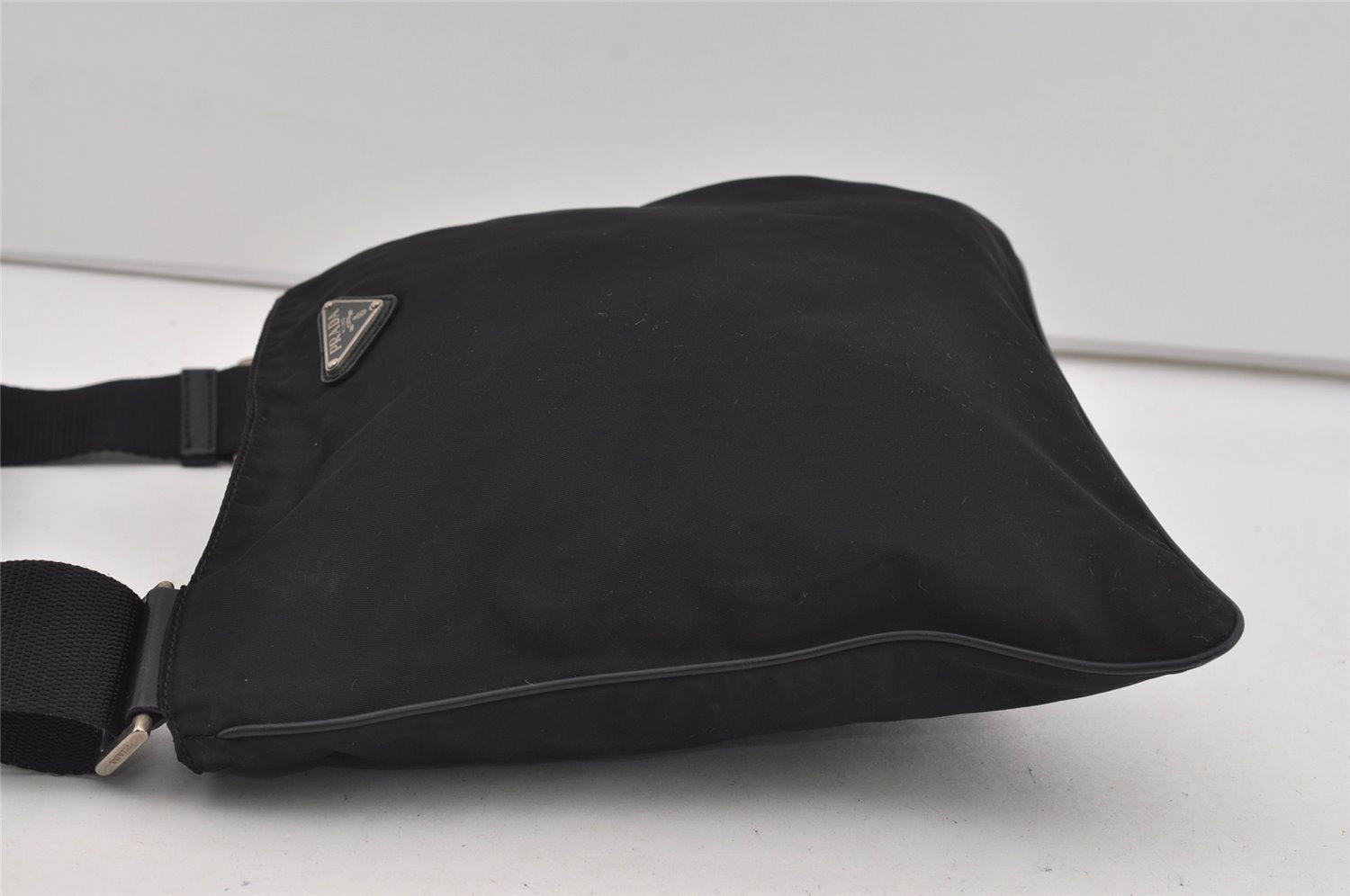 Authentic PRADA Nylon Tessuto Leather Shoulder Cross Body Bag Purse Black 0130I