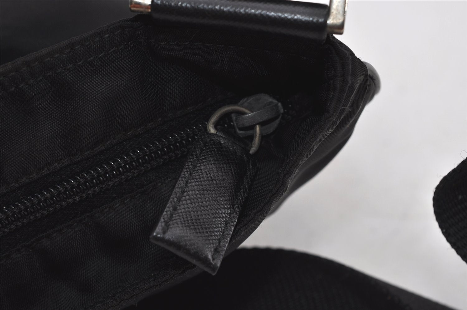 Authentic PRADA Nylon Tessuto Leather Shoulder Cross Body Bag Purse Black 0130I