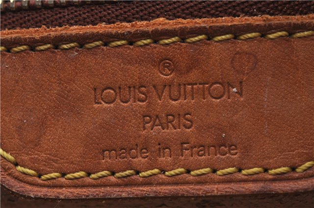 Authentic Louis Vuitton Monogram Bucket GM Shoulder Bag M42236 LV Junk 0150D