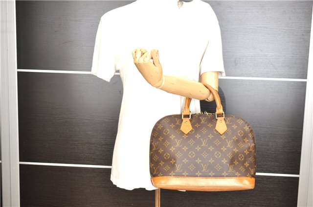 Authentic Louis Vuitton Monogram Alma Hand Bag Purse M51130 LV 0154G