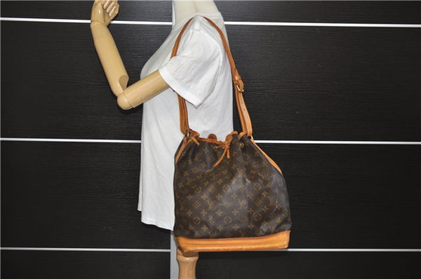 Authentic Louis Vuitton Monogram Noe Shoulder Drawstring Bag M42224 LV 0158F